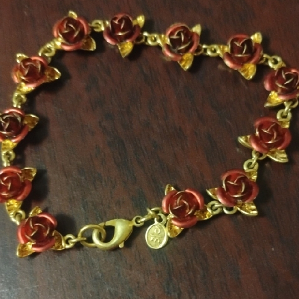 Elegant Rose Gold Bracelet